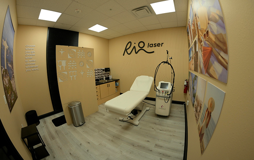 Laser hair removal treatment room at Riolaser Orlando, showcasing the modern equipment and clean, professional clinic setup for safe and effective treatments.