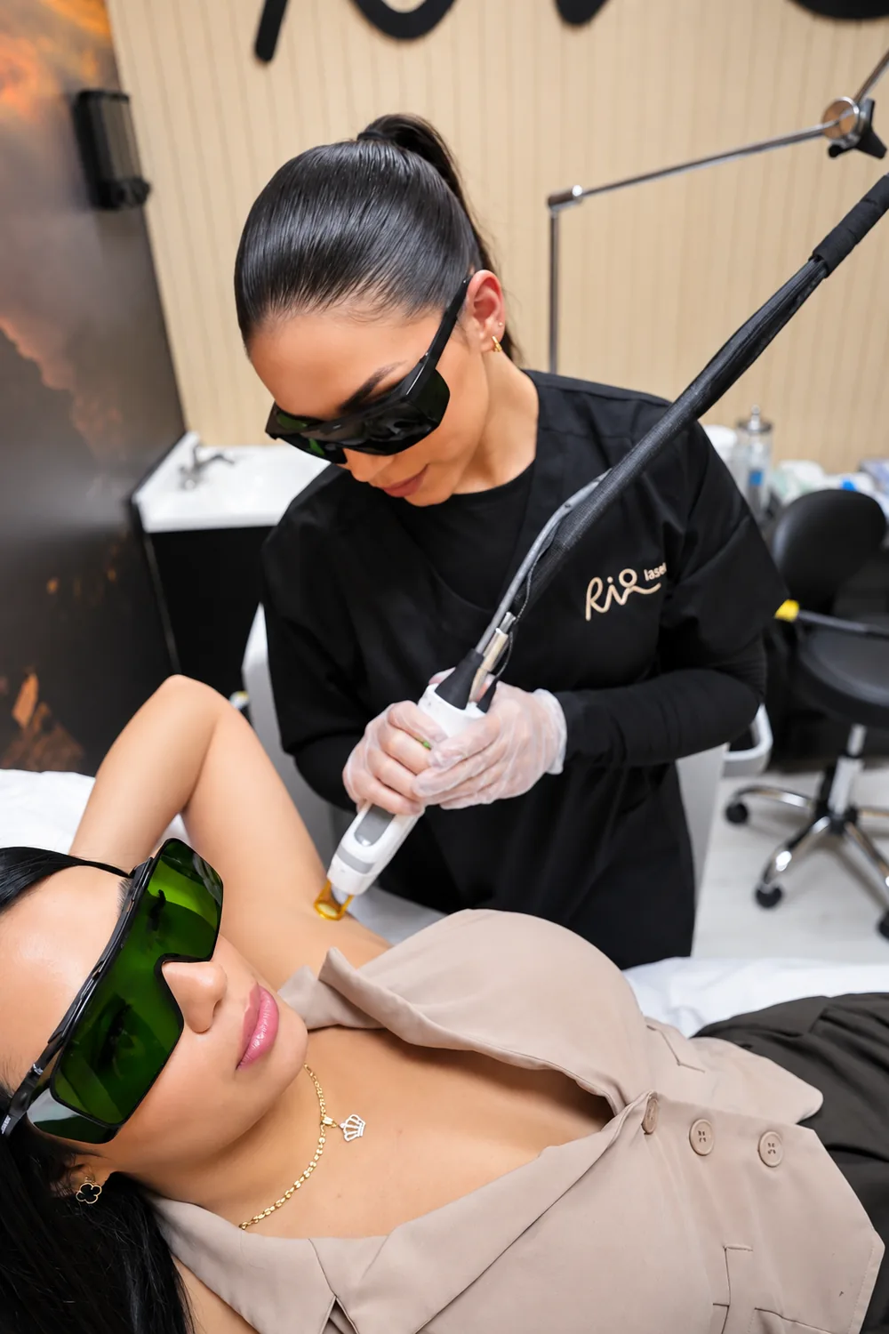 Neck and decollete laser hair removal at Riolaser Kissimmee